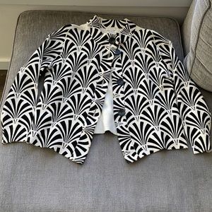 Black and white printed cardigan size 1.
